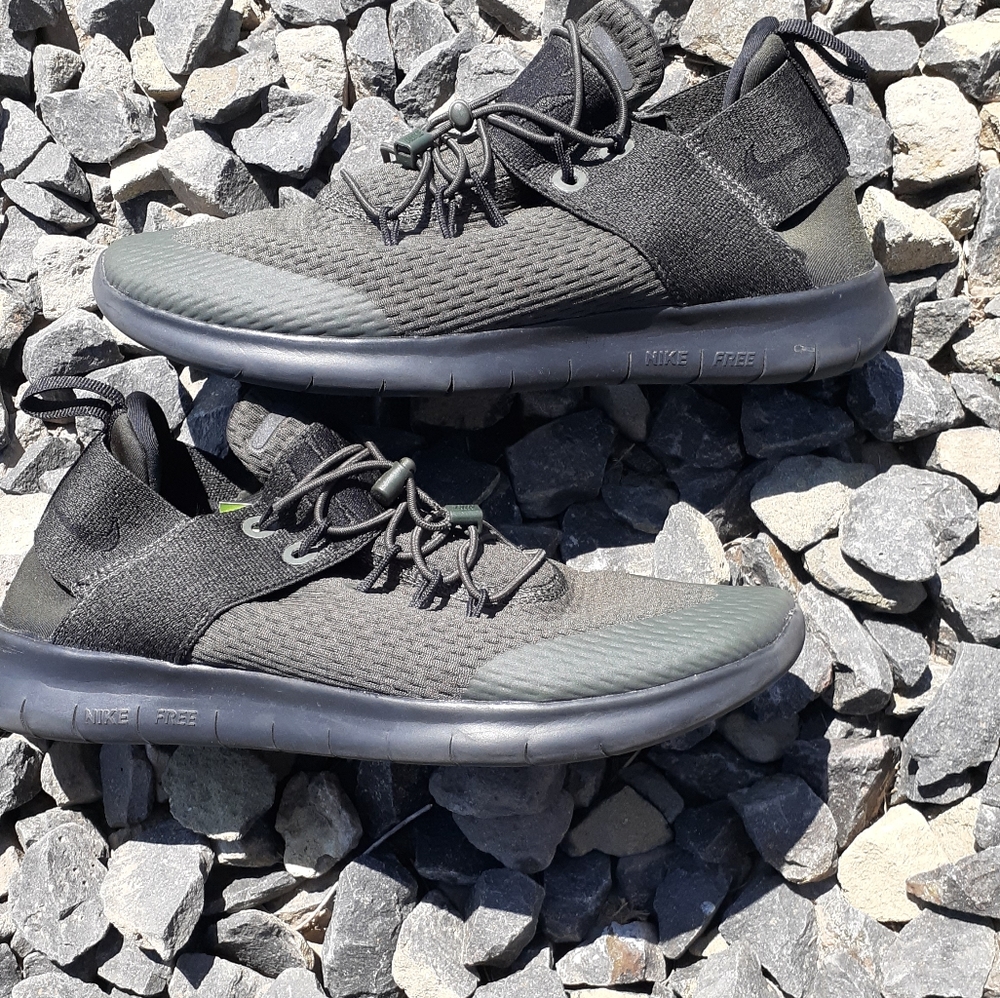 Womans nike lightweight commuter size 7.5